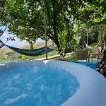 Apartamento Lemon Garden Apartment-hot Tub Jacuzzi *
