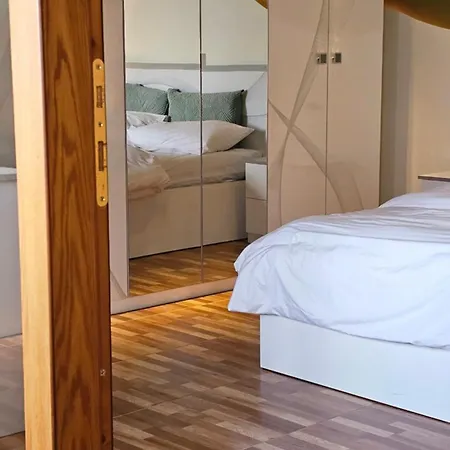 Daire Lemon Garden Apartment-hot Tub Jacuzzi