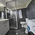 Lejlighed Lemon Garden Apartment-hot Tub Jacuzzi