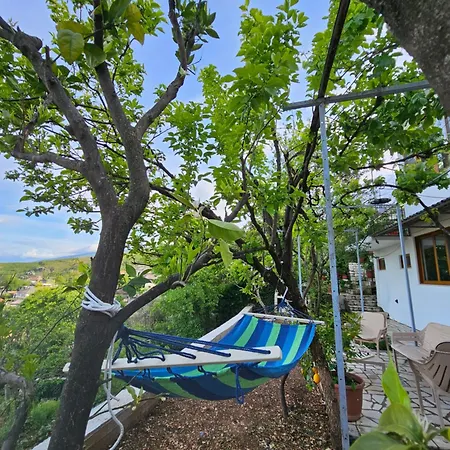 Apartment Lemon Garden Apartment-hot Tub Jacuzzi *