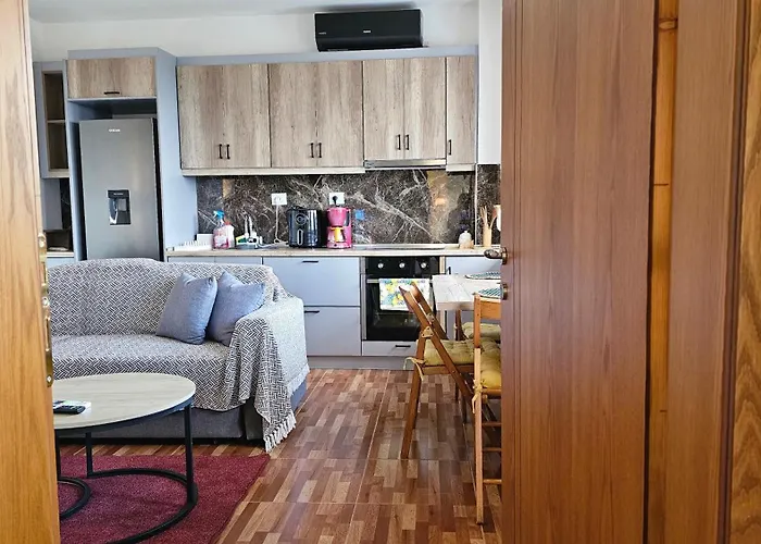Apartment Lemon Garden Apartment-hot Tub Jacuzzi *